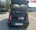 Черный Фольксваген e-up, объемом двигателя 0 л и пробегом 112 тыс. км за 7500 $, фото 1 на Automoto.ua