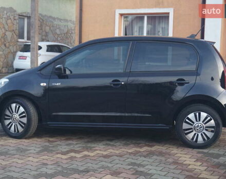 Черный Фольксваген e-up, объемом двигателя 0 л и пробегом 100 тыс. км за 6000 $, фото 12 на Automoto.ua