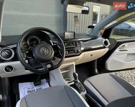 Чорний Фольксваген e-up, об'ємом двигуна 0 л та пробігом 85 тис. км за 6799 $, фото 43 на Automoto.ua