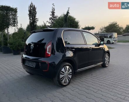 Черный Фольксваген e-up, объемом двигателя 0 л и пробегом 101 тыс. км за 5999 $, фото 4 на Automoto.ua