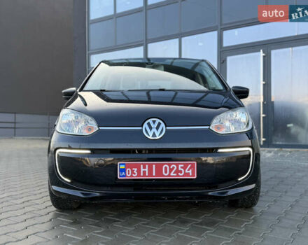 Чорний Фольксваген e-up, об'ємом двигуна 0 л та пробігом 49 тис. км за 6250 $, фото 3 на Automoto.ua