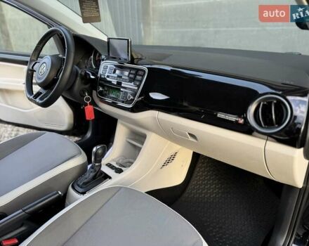 Чорний Фольксваген e-up, об'ємом двигуна 0 л та пробігом 85 тис. км за 6799 $, фото 47 на Automoto.ua