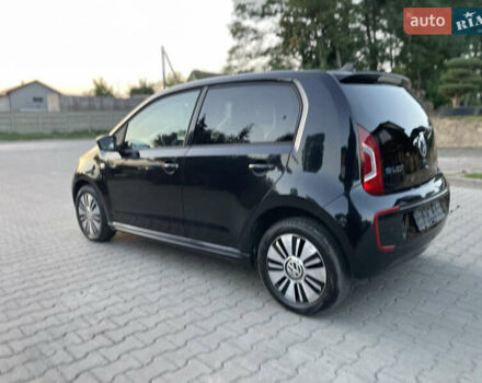 Черный Фольксваген e-up, объемом двигателя 0 л и пробегом 101 тыс. км за 5999 $, фото 6 на Automoto.ua