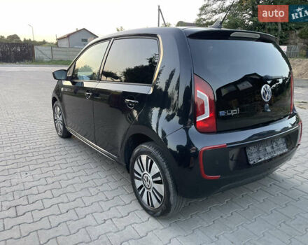 Черный Фольксваген e-up, объемом двигателя 0 л и пробегом 101 тыс. км за 5999 $, фото 5 на Automoto.ua