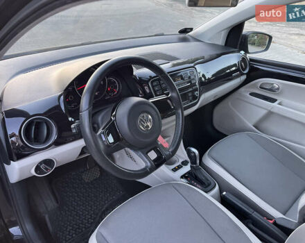 Черный Фольксваген e-up, объемом двигателя 0 л и пробегом 101 тыс. км за 5999 $, фото 14 на Automoto.ua