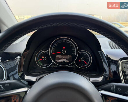 Чорний Фольксваген e-up, об'ємом двигуна 0 л та пробігом 49 тис. км за 6250 $, фото 28 на Automoto.ua