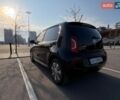 Черный Фольксваген e-up, объемом двигателя 0 л и пробегом 129 тыс. км за 6500 $, фото 15 на Automoto.ua