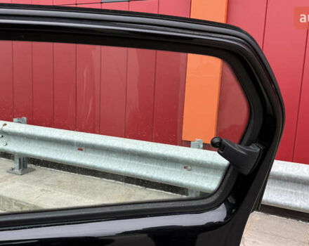 Черный Фольксваген e-up, объемом двигателя 0 л и пробегом 48 тыс. км за 10500 $, фото 40 на Automoto.ua