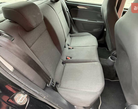 Черный Фольксваген e-up, объемом двигателя 0 л и пробегом 48 тыс. км за 10500 $, фото 42 на Automoto.ua