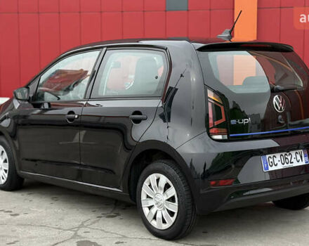 Черный Фольксваген e-up, объемом двигателя 0 л и пробегом 48 тыс. км за 10500 $, фото 15 на Automoto.ua