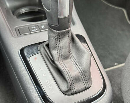 Черный Фольксваген e-up, объемом двигателя 0 л и пробегом 48 тыс. км за 10500 $, фото 30 на Automoto.ua