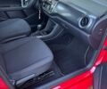 Красный Фольксваген e-up, объемом двигателя 0 л и пробегом 43 тыс. км за 11700 $, фото 10 на Automoto.ua