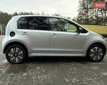 Серый Фольксваген e-up, объемом двигателя 0 л и пробегом 109 тыс. км за 5600 $, фото 4 на Automoto.ua