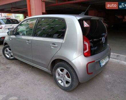 Сірий Фольксваген e-up, об'ємом двигуна 0 л та пробігом 136 тис. км за 5800 $, фото 3 на Automoto.ua