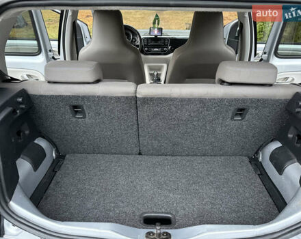 Серый Фольксваген e-up, объемом двигателя 0 л и пробегом 109 тыс. км за 5600 $, фото 13 на Automoto.ua