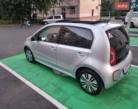 Серый Фольксваген e-up, объемом двигателя 0 л и пробегом 99 тыс. км за 6450 $, фото 21 на Automoto.ua