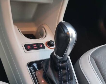 Серый Фольксваген e-up, объемом двигателя 0 л и пробегом 99 тыс. км за 6450 $, фото 11 на Automoto.ua