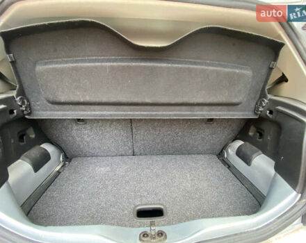 Серый Фольксваген e-up, объемом двигателя 0 л и пробегом 99 тыс. км за 6500 $, фото 9 на Automoto.ua