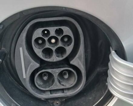 Серый Фольксваген e-up, объемом двигателя 0 л и пробегом 99 тыс. км за 6450 $, фото 14 на Automoto.ua