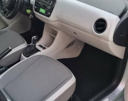 Серый Фольксваген e-up, объемом двигателя 0 л и пробегом 99 тыс. км за 6450 $, фото 13 на Automoto.ua