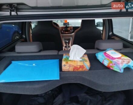 Серый Фольксваген e-up, объемом двигателя 0 л и пробегом 145 тыс. км за 6500 $, фото 6 на Automoto.ua