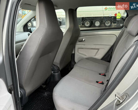 Серый Фольксваген e-up, объемом двигателя 0 л и пробегом 90 тыс. км за 6499 $, фото 22 на Automoto.ua