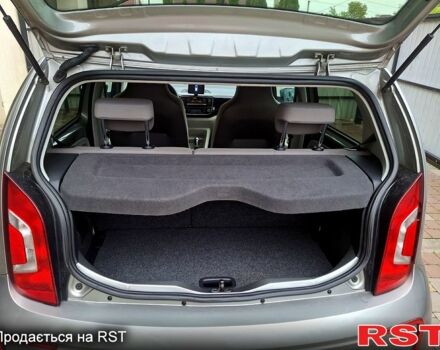 Серый Фольксваген e-up, объемом двигателя 0.11 л и пробегом 120 тыс. км за 5700 $, фото 3 на Automoto.ua