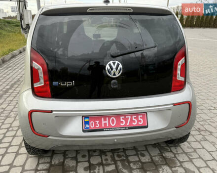 Серый Фольксваген e-up, объемом двигателя 0 л и пробегом 90 тыс. км за 6499 $, фото 15 на Automoto.ua