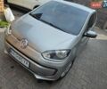 Серый Фольксваген e-up, объемом двигателя 0 л и пробегом 91 тыс. км за 7000 $, фото 1 на Automoto.ua