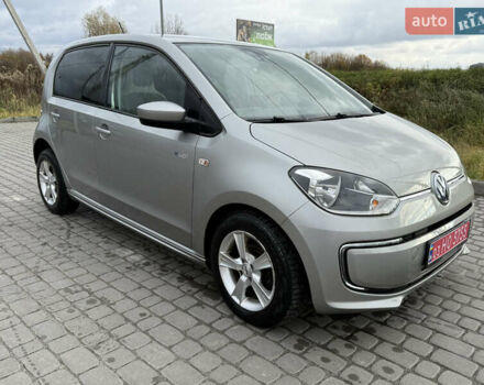 Серый Фольксваген e-up, объемом двигателя 0 л и пробегом 90 тыс. км за 6499 $, фото 4 на Automoto.ua