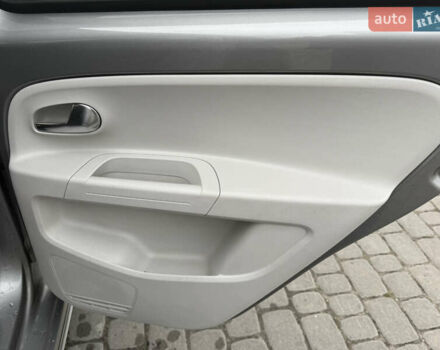 Серый Фольксваген e-up, объемом двигателя 0 л и пробегом 90 тыс. км за 6499 $, фото 36 на Automoto.ua