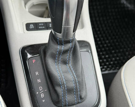 Серый Фольксваген e-up, объемом двигателя 0 л и пробегом 90 тыс. км за 6499 $, фото 56 на Automoto.ua