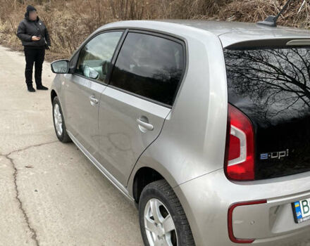 Серый Фольксваген e-up, объемом двигателя 0 л и пробегом 115 тыс. км за 5600 $, фото 3 на Automoto.ua