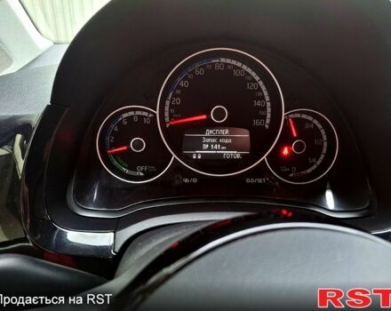 Серый Фольксваген e-up, объемом двигателя 0.11 л и пробегом 120 тыс. км за 5700 $, фото 2 на Automoto.ua