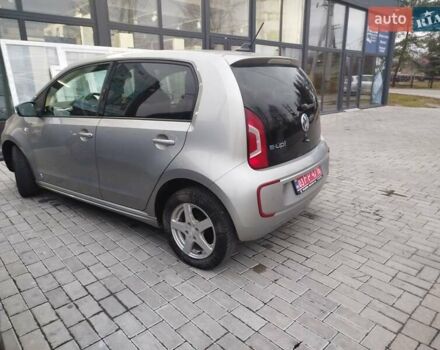 Серый Фольксваген e-up, объемом двигателя 0 л и пробегом 145 тыс. км за 6500 $, фото 5 на Automoto.ua