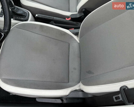 Серый Фольксваген e-up, объемом двигателя 0 л и пробегом 90 тыс. км за 6499 $, фото 27 на Automoto.ua