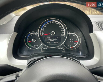 Серый Фольксваген e-up, объемом двигателя 0 л и пробегом 115 тыс. км за 5600 $, фото 11 на Automoto.ua