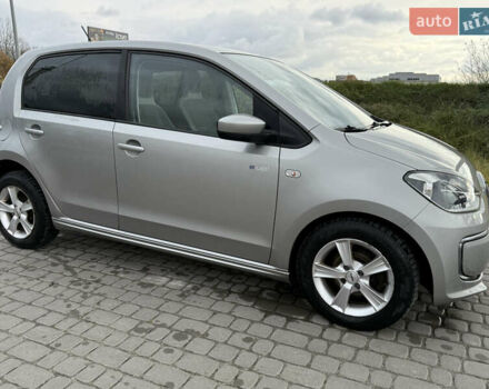 Серый Фольксваген e-up, объемом двигателя 0 л и пробегом 90 тыс. км за 6499 $, фото 8 на Automoto.ua