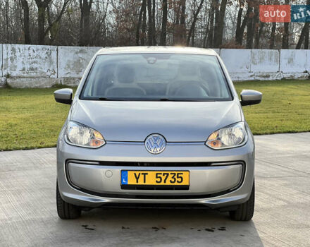 Серый Фольксваген e-up, объемом двигателя 0 л и пробегом 174 тыс. км за 5750 $, фото 3 на Automoto.ua