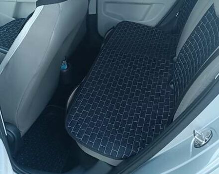 Серый Фольксваген e-up, объемом двигателя 0 л и пробегом 78 тыс. км за 6999 $, фото 16 на Automoto.ua