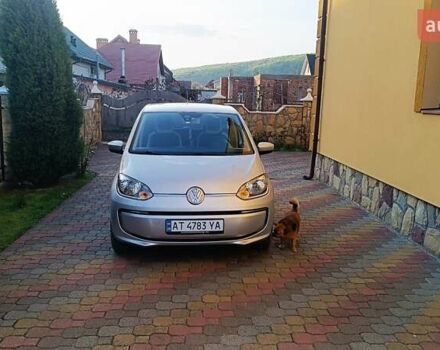 Серый Фольксваген e-up, объемом двигателя 0 л и пробегом 78 тыс. км за 6999 $, фото 4 на Automoto.ua