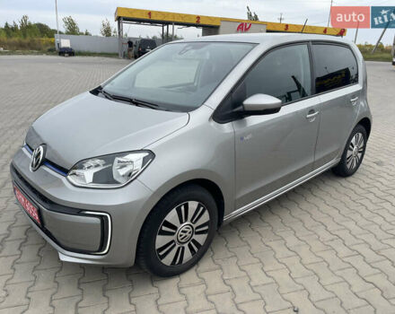 Серый Фольксваген e-up, объемом двигателя 0 л и пробегом 61 тыс. км за 7500 $, фото 1 на Automoto.ua