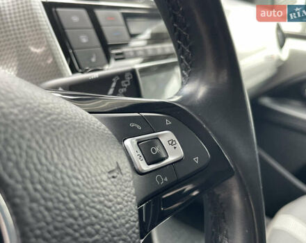 Серый Фольксваген e-up, объемом двигателя 0 л и пробегом 80 тыс. км за 7980 $, фото 29 на Automoto.ua