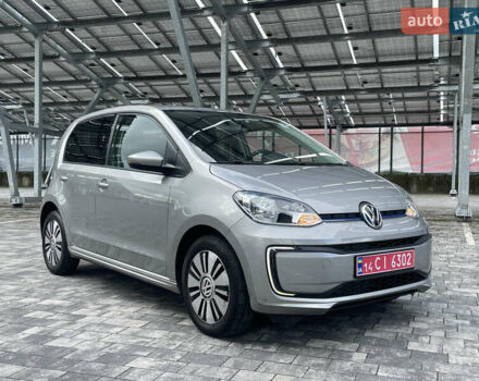 Серый Фольксваген e-up, объемом двигателя 0 л и пробегом 80 тыс. км за 7980 $, фото 17 на Automoto.ua