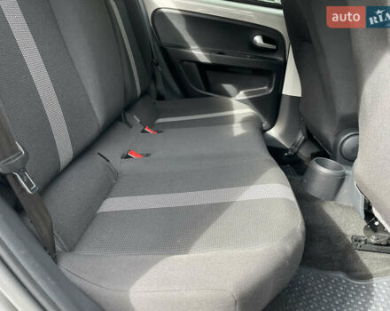 Серый Фольксваген e-up, объемом двигателя 0 л и пробегом 80 тыс. км за 7980 $, фото 39 на Automoto.ua