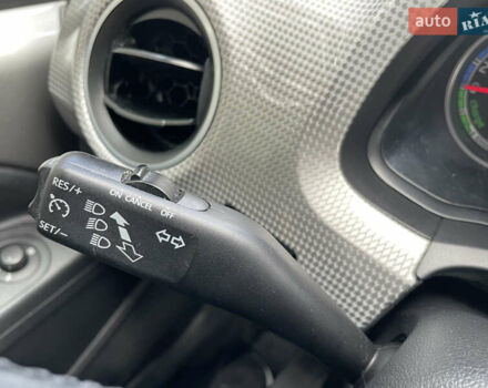 Серый Фольксваген e-up, объемом двигателя 0 л и пробегом 80 тыс. км за 7980 $, фото 55 на Automoto.ua