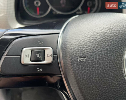 Серый Фольксваген e-up, объемом двигателя 0 л и пробегом 80 тыс. км за 7980 $, фото 30 на Automoto.ua