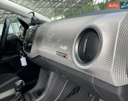 Серый Фольксваген e-up, объемом двигателя 0 л и пробегом 80 тыс. км за 7980 $, фото 44 на Automoto.ua