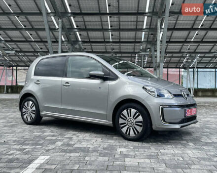 Серый Фольксваген e-up, объемом двигателя 0 л и пробегом 80 тыс. км за 7980 $, фото 18 на Automoto.ua