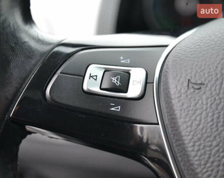 Серый Фольксваген e-up, объемом двигателя 0 л и пробегом 92 тыс. км за 7999 $, фото 25 на Automoto.ua